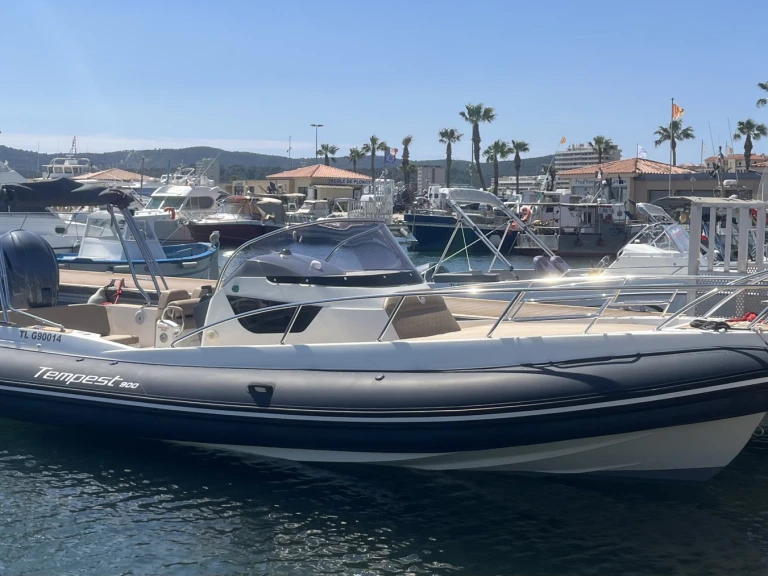 Wynajem w Le Lavandou- Capelli Tempest 900 WA na SamBoat