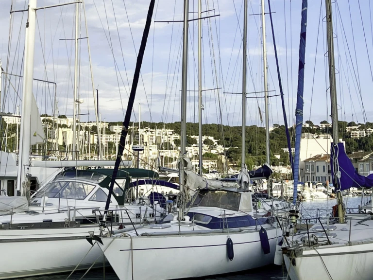 Wynajem łodzi Saint-Mandrier-sur-Mer tanio 10 40