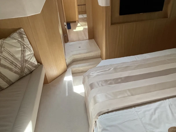 Wynajem łodzi Ateny tanio GALEON 485 HTS