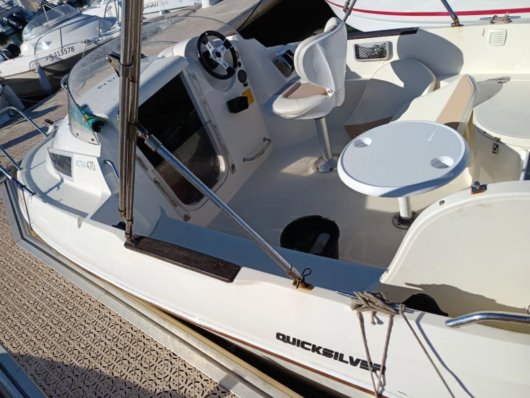 Wynajem Luksusowy jacht w Le Barcarès - Quicksilver Activ 470 Cabin