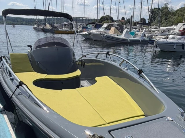 Wynajem łodzi Clear Aries Open L w Angera na SamBoat 