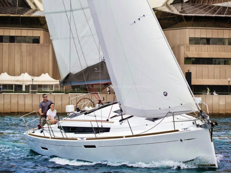 Wynajem łodzi Jeanneau Sun Odyssey 389 w Palma de Mallorca na SamBoat 