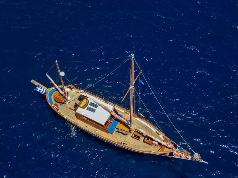 Wynajem łodzi Skiathos tanio Liberty