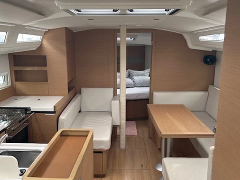 Wynajmij Jeanneau Sun Odyssey 410 w Palma de Mallorca