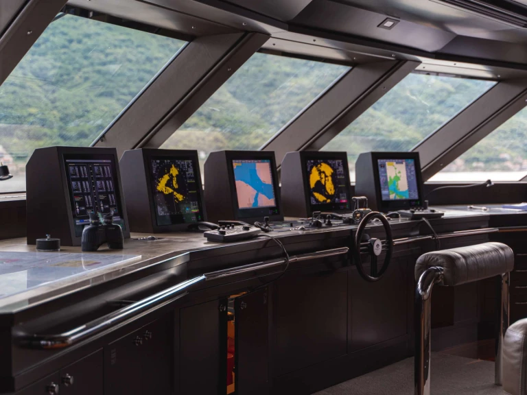 Feadship TRIDENT między profesjonalistami a osobami prywatnymi w Bodrum
