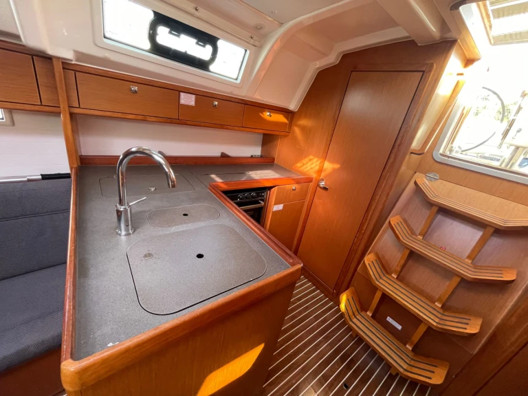 Wynajem łodzi Punta Ala tanio Cruiser 37