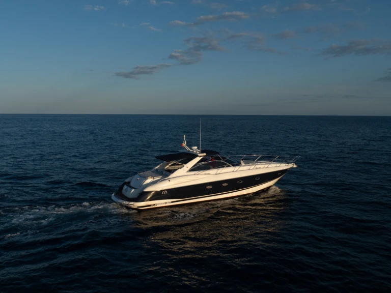 Wynajmij Luksusowy jacht z lub bez skippera Sunseeker w San José del Cabo