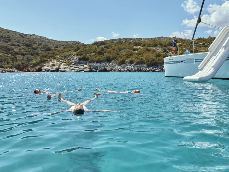 Wynajmij Katamaran z lub bez skippera Lagoon w Rhodes (City)