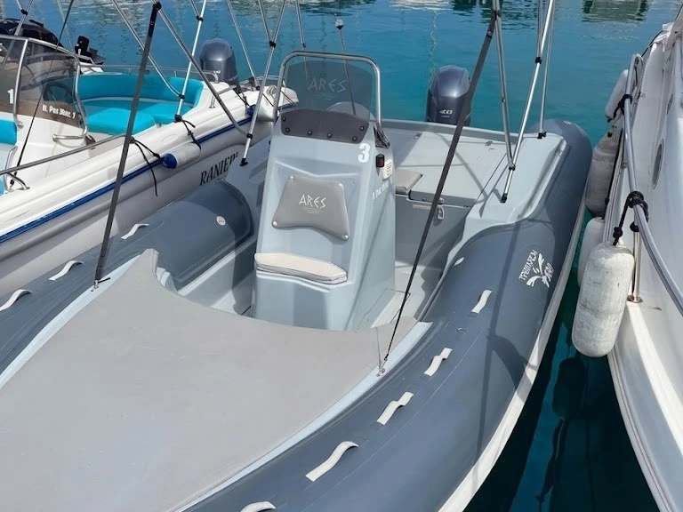 Wynajem Łódż półsztywna w Alghero - Trimarchi Trimarchi 580
