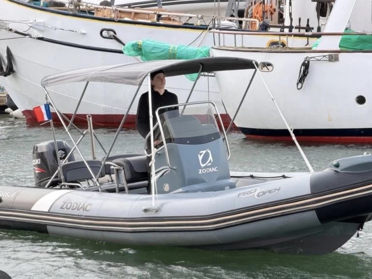 Wynajem łodzi Cavalaire-sur-Mer tanio Pro Open 650