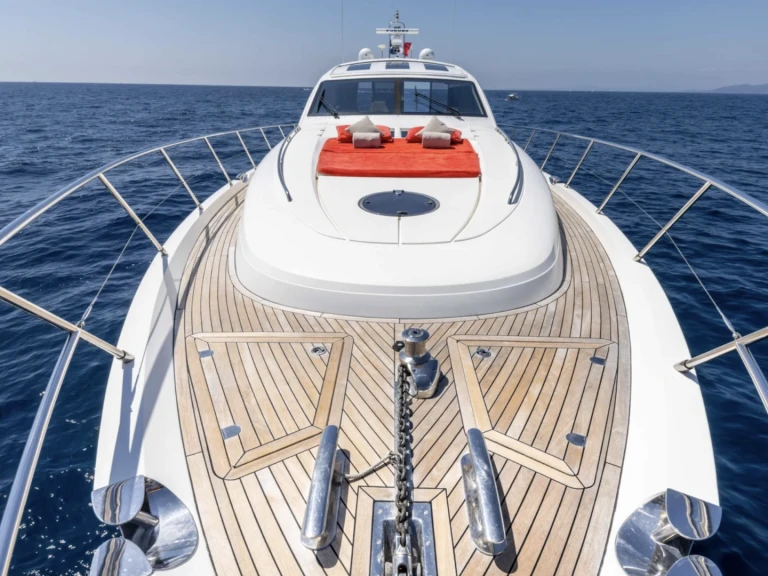 Wynajmij Princess Princess V70 w Saint-Tropez