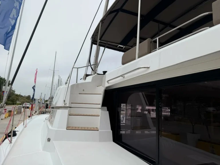 Wynajem łodzi Mykonos (wyspa) tanio Bali 5.2 - 6 + 2 cab.
