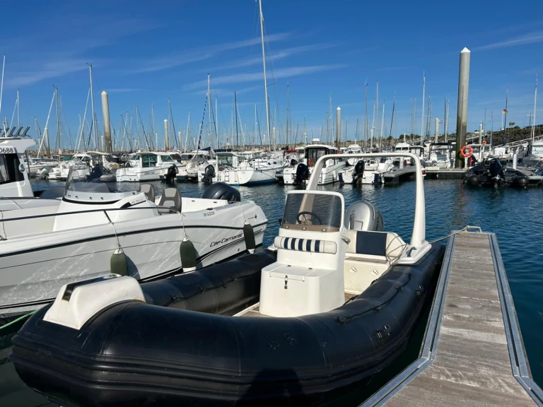 Wynajmij Łódż półsztywna z lub bez skippera Brunswick-Marine w Saint-Quay-Portrieux