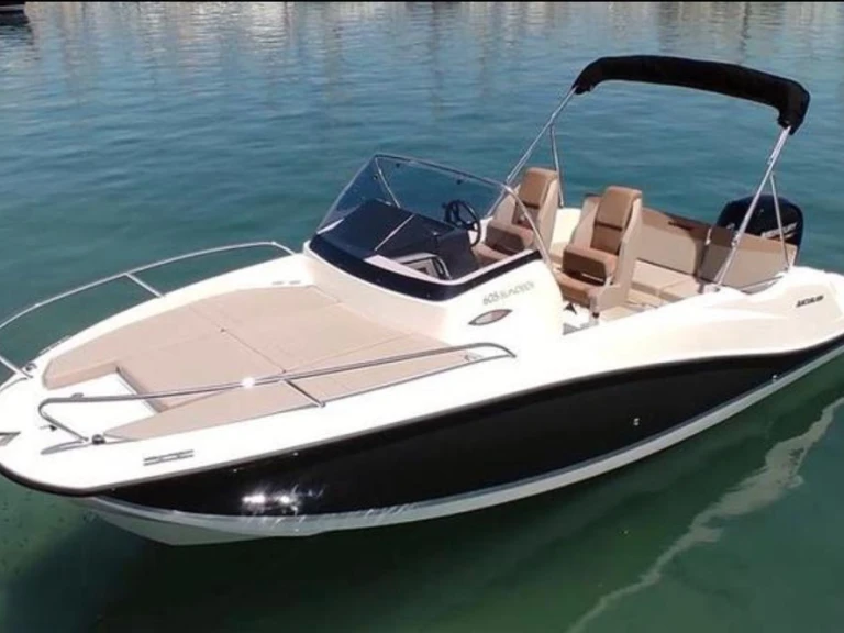 Wynajmij Quicksilver Quicksilver 605 Sundeck w Club Nàutic Ca'n Picafort