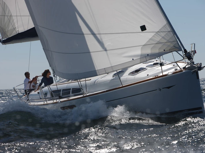 Wynajem Żaglowiec w La Spezia - Jeanneau Sun Odyssey 44i