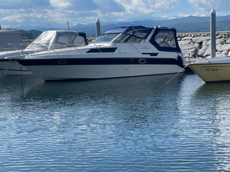 Wynajem łodzi Castelletto Sopra Ticino tanio Cranchi 32 Cruiser