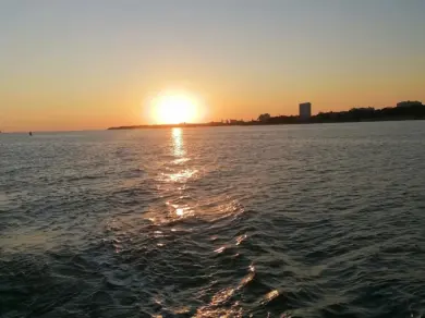 Żaglowiec do wynajmu w La Rochelle w najlepszej cenie