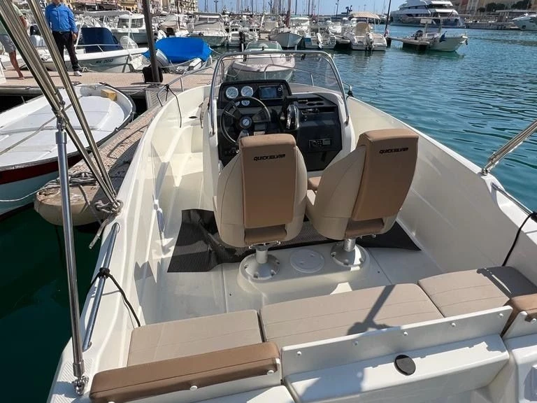 Wynajem łodzi Quicksilver Quicksilver 555 Open w Villefranche-sur-Mer na SamBoat 