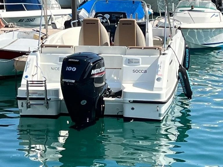 Wynajmij Motorówka z lub bez skippera Quicksilver w Villefranche-sur-Mer