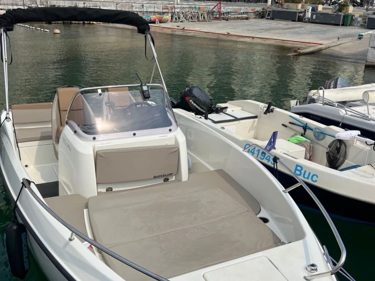 Wynajem w Villefranche-sur-Mer- Quicksilver Quicksilver 555 Open na SamBoat