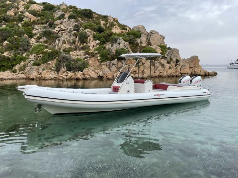 Wynajmij Altamarea Altamarea Wave 27 GT w Cannigione