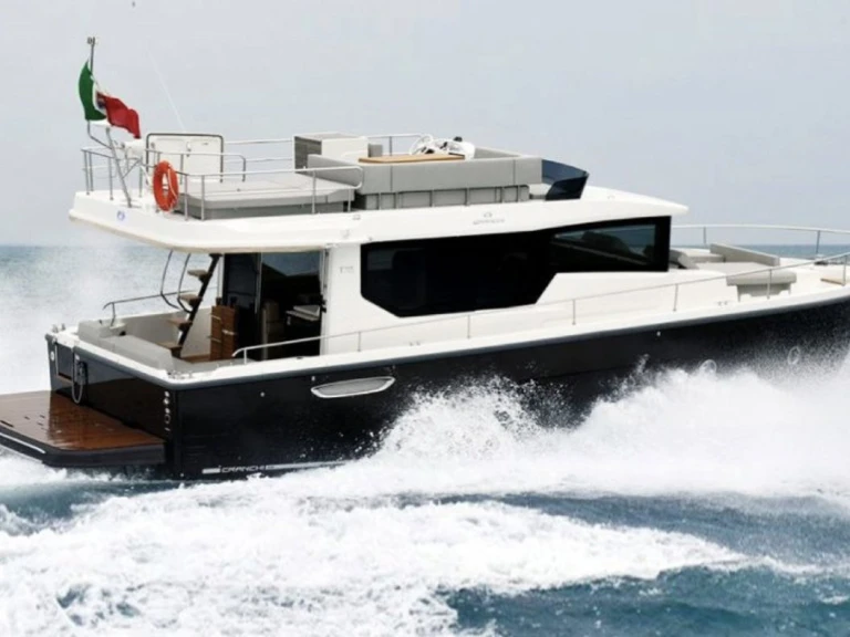 Wynajem łodzi Cannigione tanio Cranchi T43 Eco Trawler