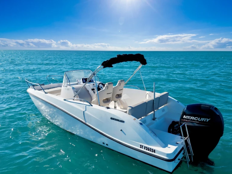 Wynajem łodzi Le Cap d'Agde tanio Activ 675 Open