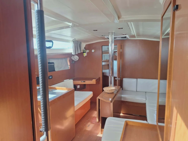 Wynajem w Nea Peramos- Bénéteau Oceanis 41.1 na SamBoat