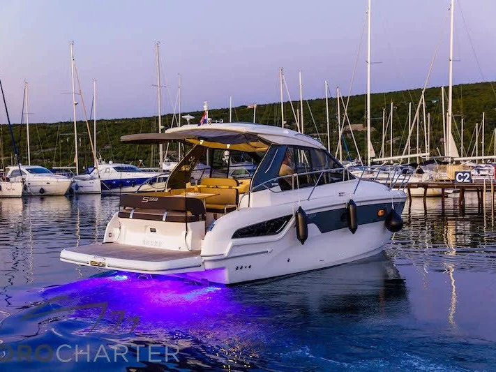 Wynajem łodzi Bavaria Bavaria 33 Sport HT w Punat na SamBoat 