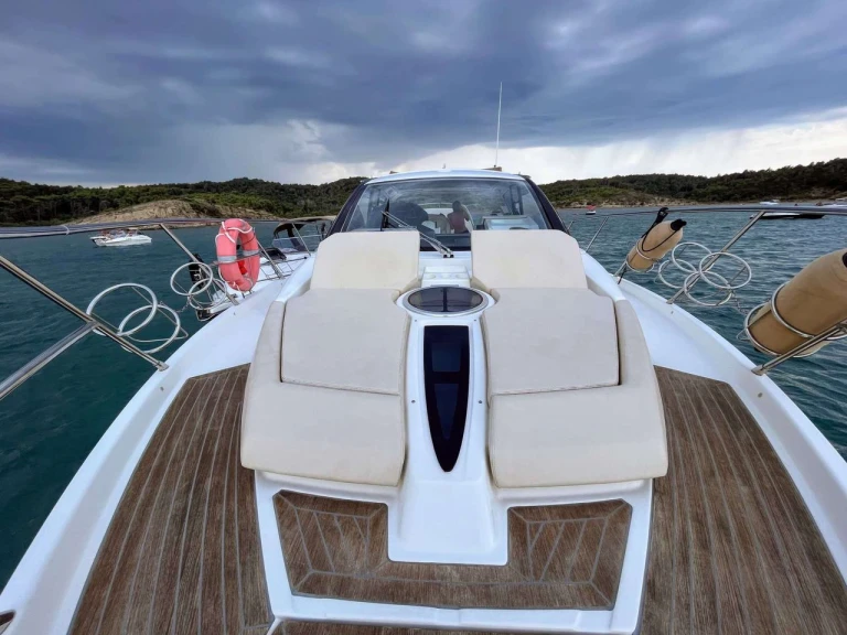 Wynajem łodzi Cranchi Cranchi M44 HT w Punat na SamBoat 
