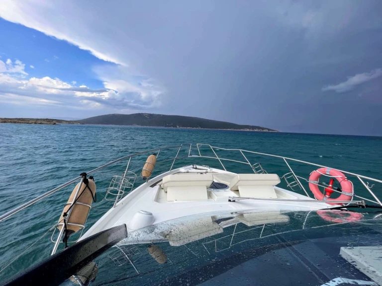 Wynajmij Luksusowy jacht z lub bez skippera Cranchi w Punat