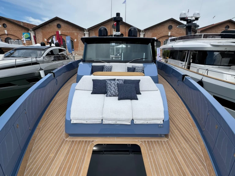 Wynajem Luksusowy jacht w Positano - Manda Yachts S07