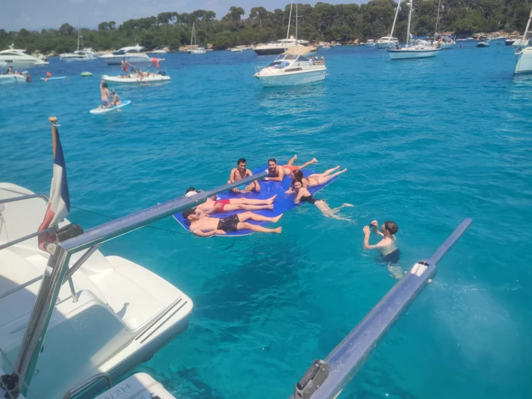 Wynajem łodzi Lagoon Lagoon 40 w Cannes na SamBoat 