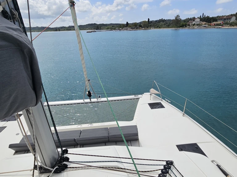 Wynajmij Fountaine Pajot Elba 45 w Naxos (City)
