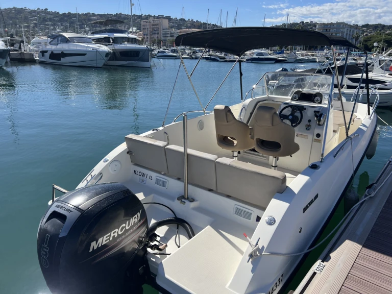 Wynajem łodzi Cannes tanio Activ 675 Open Sport