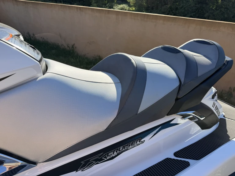 Wynajem łodzi Agay tanio Yamaha FX HO