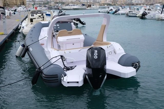 Wynajem łodzi Italboats STHINGER 28 GT w Hyeres na SamBoat 