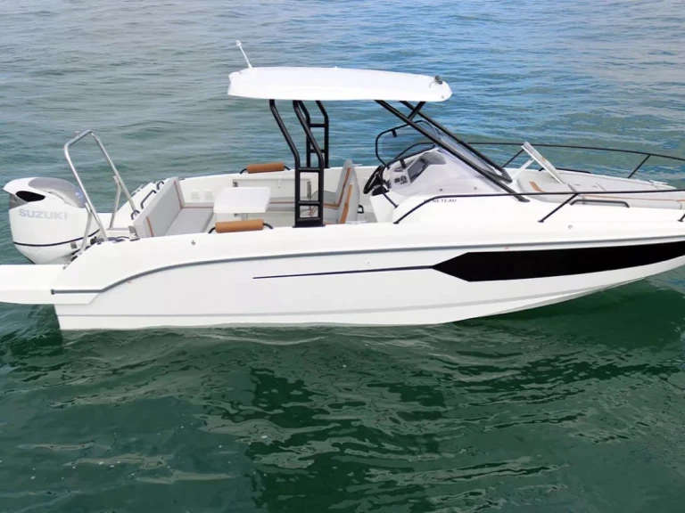 Wynajem w Hyeres- Bénéteau Flyer 8 na SamBoat