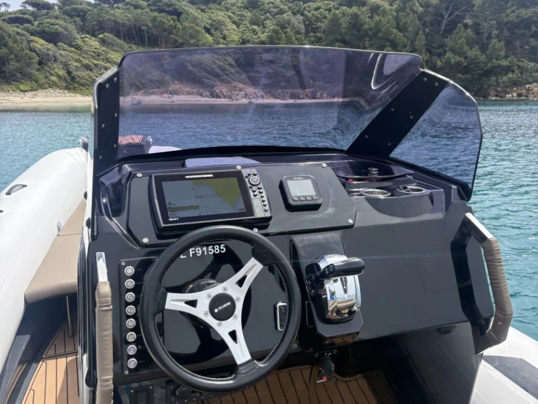 Wynajem łodzi Brig Eagle 8 w Cavalaire-sur-Mer na SamBoat 