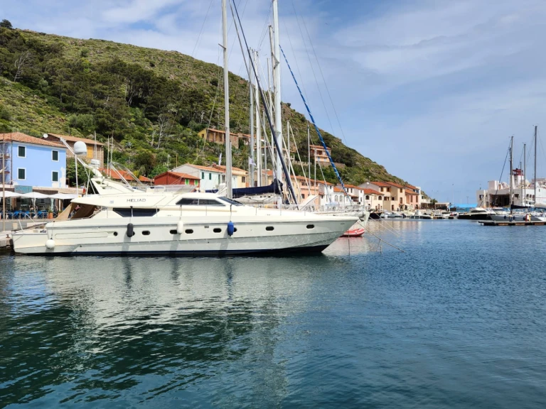 Wynajmij Ferretti Ferretti 60 w Pisa
