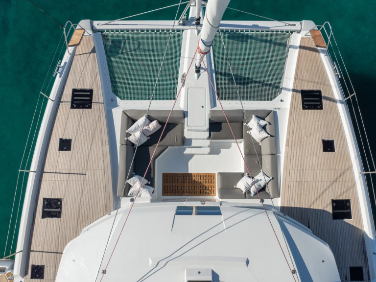 Wynajem Katamaran Fountaine Pajot z patentem 