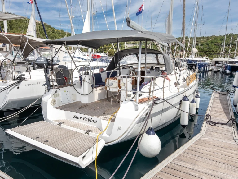Wynajmij Bavaria Cruiser 40 w Primosten