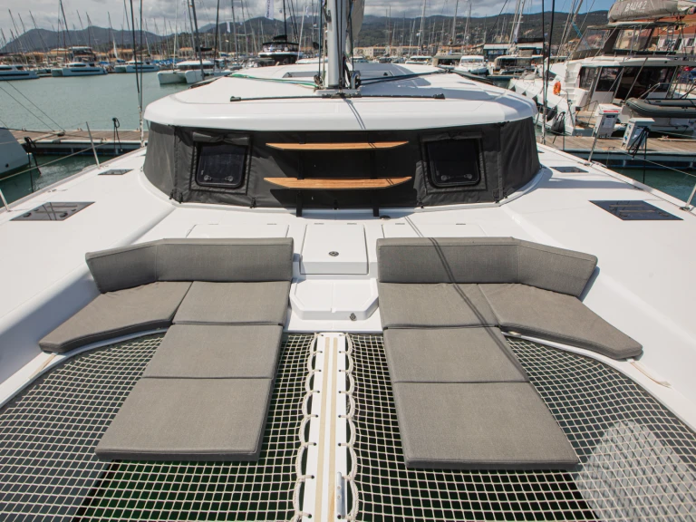 Wynajem łodzi Nautitech Nautitech 44 w Nea Peramos na SamBoat 