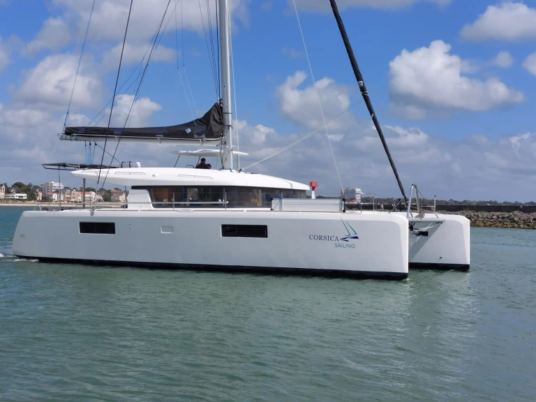 Wynajem łodzi Lagoon Lagoon 52 S w Le Marin na SamBoat 