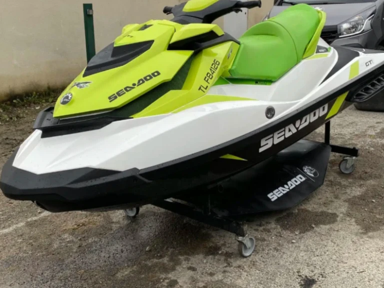 Jet ski do wynajmu w Canet-en-Roussillon w najlepszej cenie