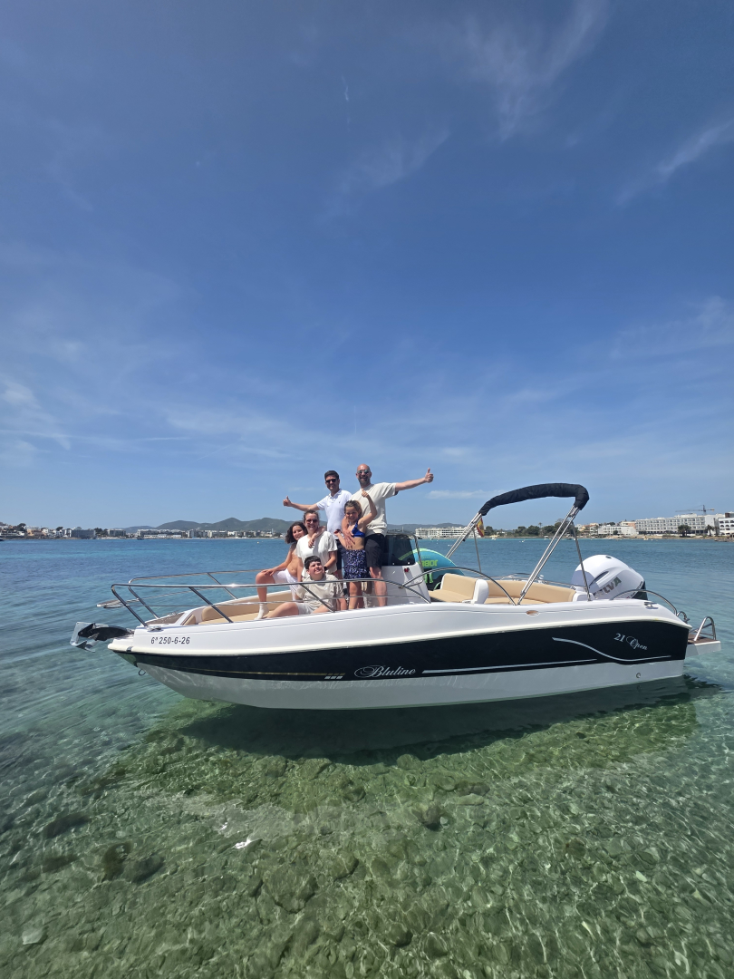 Wynajmij Blumax Bluline 21 w Ibiza Town