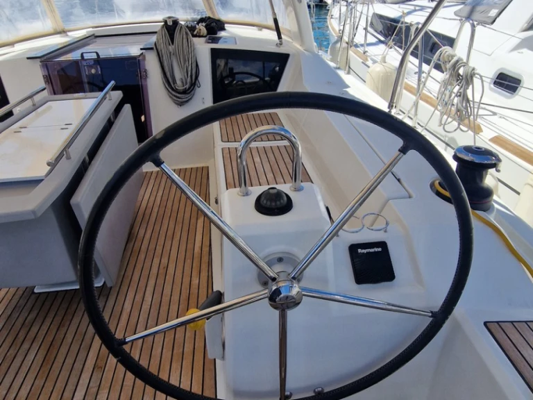 Wynajem łodzi Bénéteau Oceanis 41.1 w Gouvia na SamBoat 