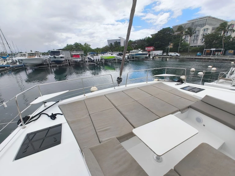 Wynajem łodzi Bali Bali 4.4 w Bas du Fort na SamBoat 