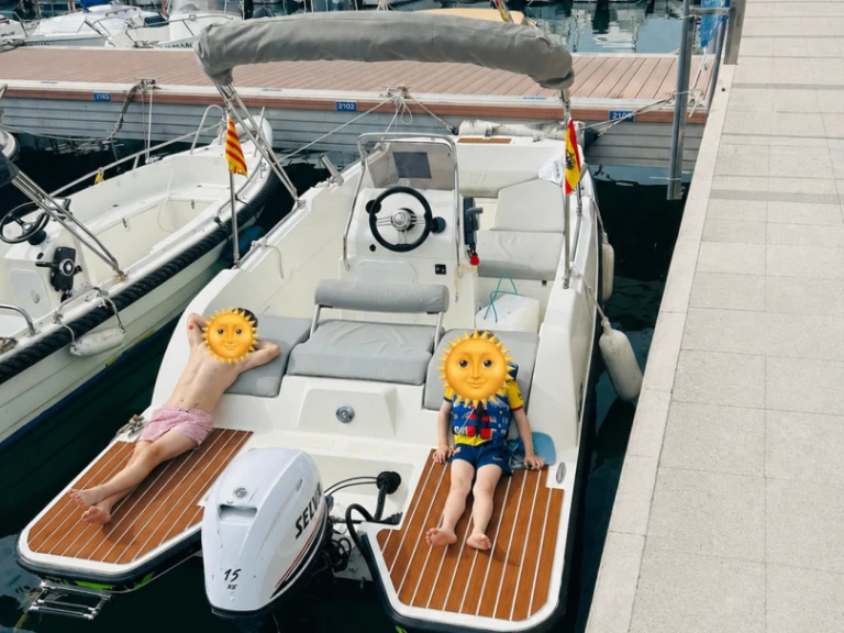 Wynajmij V2 BOATS 5.0 SPORT w Torredembarra