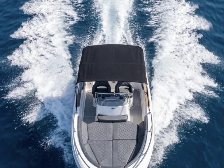 Wynajem Motorówka Sessa Marine z patentem 
